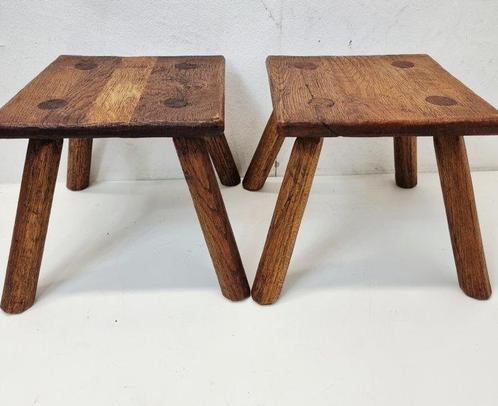Kruk - Eik - Twee vintage eiken krukjes, Antiek en Kunst, Kunst | Designobjecten