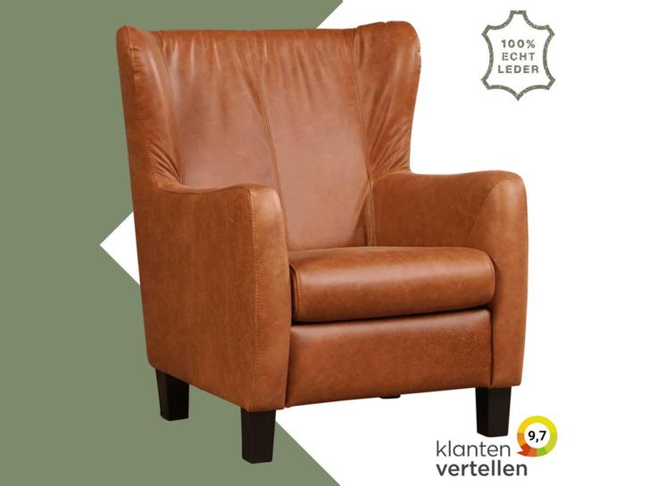 Leren fauteuil Hug - Vintage Cognac (cognac) - Poten hout, Huis en Inrichting, Fauteuils, 75 tot 100 cm, 75 tot 100 cm, Nieuw