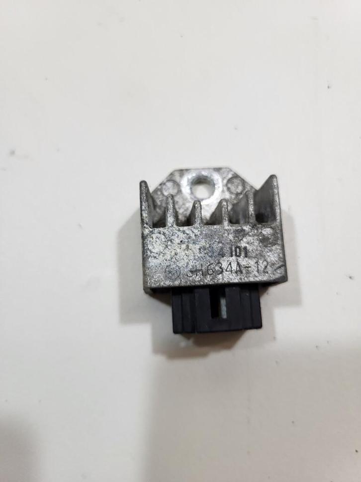 Jet Force 50 2T NC E2 05-07 / Spanningsregelaar, Fietsen en Brommers, Brommeronderdelen | Scooters, Overige typen, Overige merken