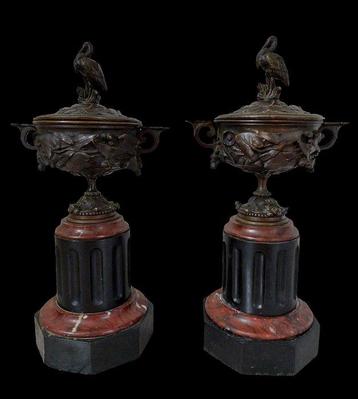 Vase avec couvercle - Bronze, Marbre