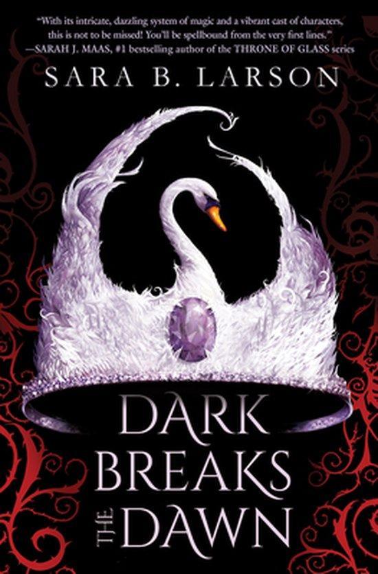 DARK BREAKS THE DAWN 9781338068696 Sara B Larson, Boeken, Taal | Engels, Gelezen, Verzenden