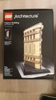 Lego - Architecture - 21023 - MONUMENT Flatiron Building -