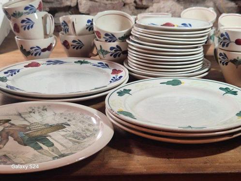 Royal Boch, Boch - Eetservies - Keramiek, Antiek en Kunst, Antiek | Meubels | Tafels