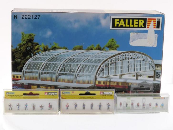 Schaal N Faller 222127 stationshal met faller 155614, Noc..., Hobby en Vrije tijd, Modeltreinen | N-Spoor, Brug, Tunnel of Gebouw