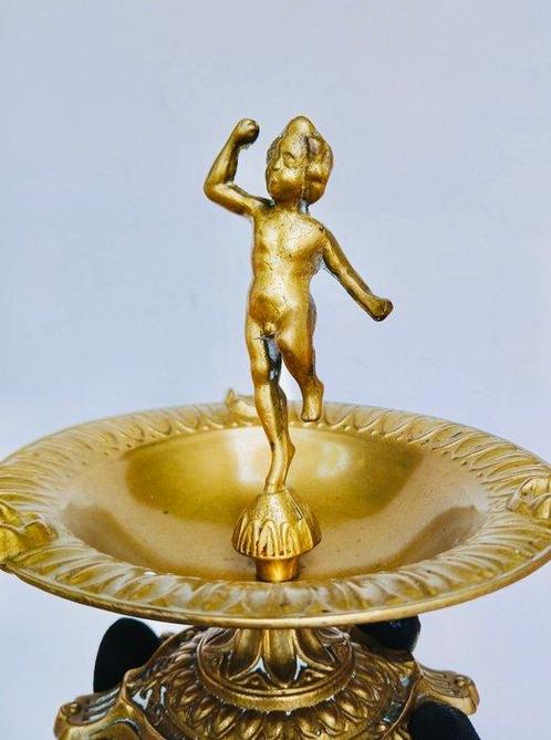 Tafelmiddenstuk - Klassieke mythologie - Brons - Cherubin, Antiek en Kunst, Curiosa en Brocante