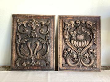 Wanddecoratie (2) - Antieke gesneden hardhouten panelen -