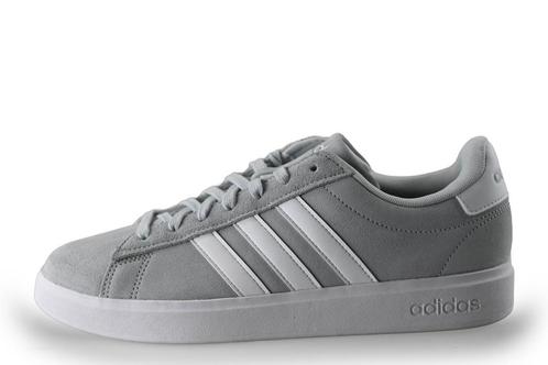 Adidas Sneakers in maat 42 Grijs | 5% extra korting, Kleding | Heren, Schoenen, Overige kleuren, Zo goed als nieuw, Sneakers, Verzenden