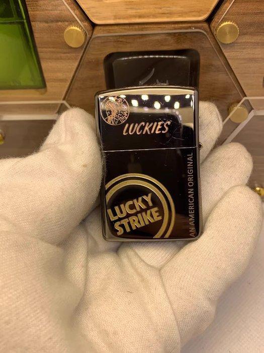Zippo - Zippo Lucky Strike - Zonder Minimumprijs - Aansteker, Verzamelen, Rookartikelen, Aanstekers en Luciferdoosjes