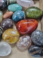Grand lot HQ pierres de paume, différents minéraux 7,5 - 4,2, Collections, Minéraux & Fossiles