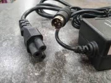 Avtex 220V voeding  met netsnoer - 3 polig - 3.5A beschikbaar voor biedingen