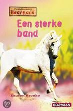 Een sterke band / Paardenranch Heartland 9789020624250, Verzenden, Zo goed als nieuw, L. Brooke