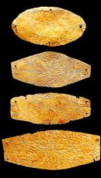 Oud-Grieks Goud Vier gouden mondstukken - 8e-5e eeuw v.Chr.