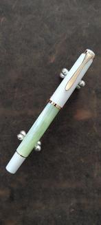 Pelikan - M200 Pastel Green - Vulpen, Verzamelen, Pennenverzamelingen, Nieuw
