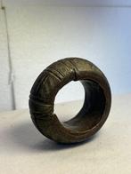 Band - . - Afrikaanse Bronzen Manilla – Traditioneel