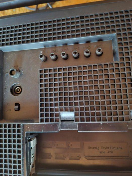 Grundig - Satellit 2400 SL Professional Wereldradio, Audio, Tv en Foto, Radio's