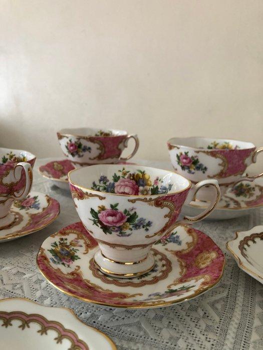 Royal Albert - Royal Albert - Tafelservies (12) -, Antiek en Kunst, Antiek | Meubels | Tafels