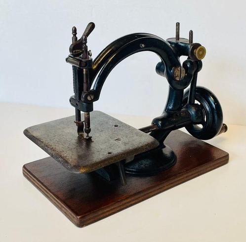Willcox & Gibbs Naaimachine - IJzer - Antieke naaimachine, Antiek en Kunst, Kunst | Designobjecten