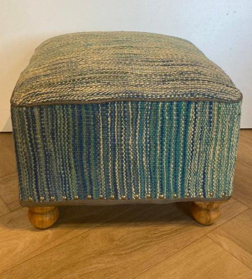 Poef - Hout, Wol, Antiek en Kunst, Curiosa en Brocante