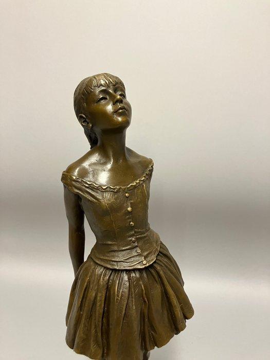 sculptuur, La petite danseuse naar Degas - 38 cm - Brons, Huis en Inrichting, Overige Huis en Inrichting