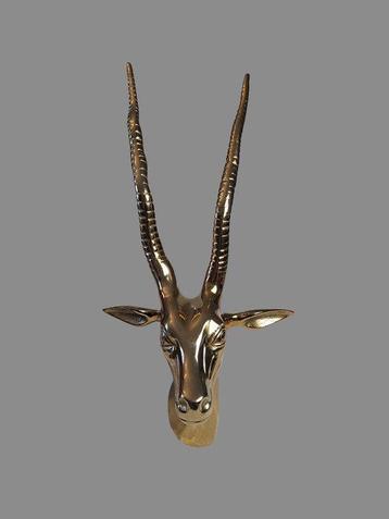 Tête de personnage - Golden Antelope Wall Sculpture - Métal