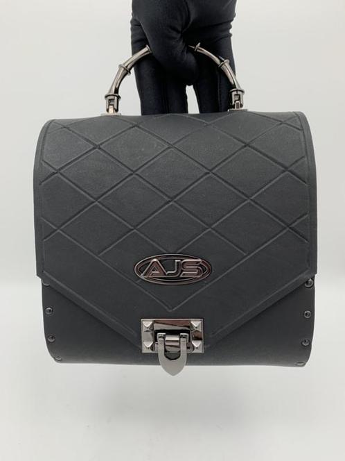 Handtas classic black handbag, Auto-onderdelen, Overige Auto-onderdelen, Nieuw, Ophalen of Verzenden