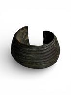 bracelet desclave africain en bronze, 3,6 kg - Manille -