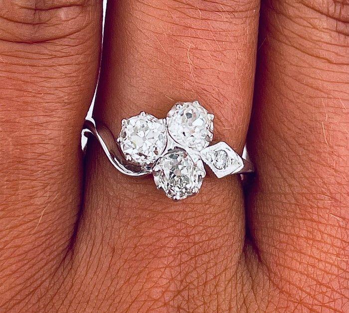 Ring Platina Diamant (Natuurlijk), Handtassen en Accessoires, Ringen