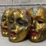 Mask (3) - Italië - 1960-1970 - Drie handgemaakte maskers, Antiek en Kunst