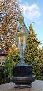 Sculpture, groot formaat vrouwelijk schoon - 72 cm - bronze