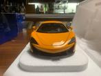 Autoart 1:18 - Modelauto - McLAREN 570S, Nieuw
