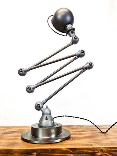 Jielde - Jean-Louis Domecq - Staande lamp - Messing, Staal, Antiek en Kunst, Antiek | Wandborden en Tegels