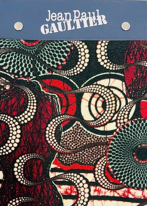 Jean-Paul Gaultier Nieuwe set van vier - Kussen, Antiek en Kunst, Antiek | Tapijten, Tafelkleden en Textiel