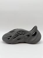 Yeezy X Adidas - Yeezy Foam Runner Carbon - Sneakers -, Nieuw