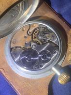 Réveil de voyage - Marvin Watch Co. (La Chaux-de-Fonds). -