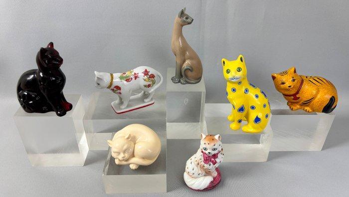 Franklin Mint - Beeldje - Curio Cabinet of Cats, (2 x, Antiek en Kunst, Curiosa en Brocante