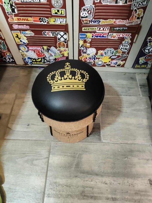 MOET & CHANDON Champagne Cork Puff – Unique Collector’s, Antiquités & Art, Art | Objets design