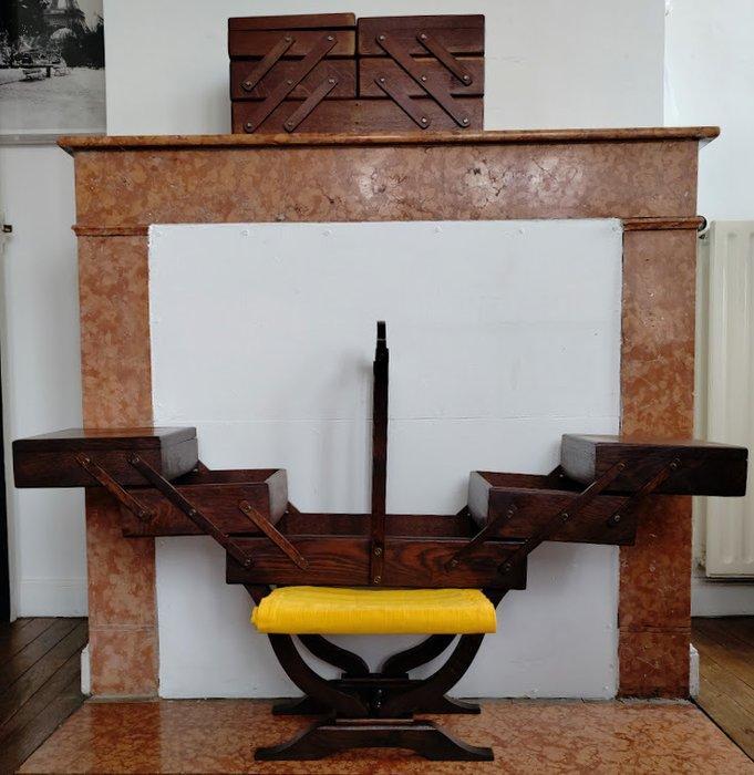 Naaidoos - Massief walnoothout gelakt - Naaidoos met, Antiek en Kunst, Kunst | Designobjecten