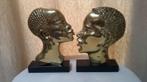 Naar Franz Hagenauer - Koppel Afrikaanse hoofden in brons -