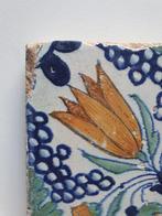 Tegel - 1600-1650 - Stertulp met Kwartrozet