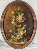 Continental school (XX) - Still life of flowers in an urn