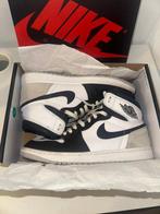 Air Jordan - Air Jordan 1 High - Sneakers - Maat: EU 43, Nieuw