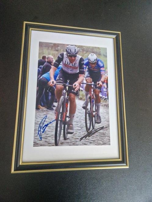 Mathieu vd Poel and Tadej Pogacar - Photographie, Verzamelen, Overige Verzamelen