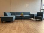 Veiling - Goossens Licht Blauwe Hoekbank + Fauteuil