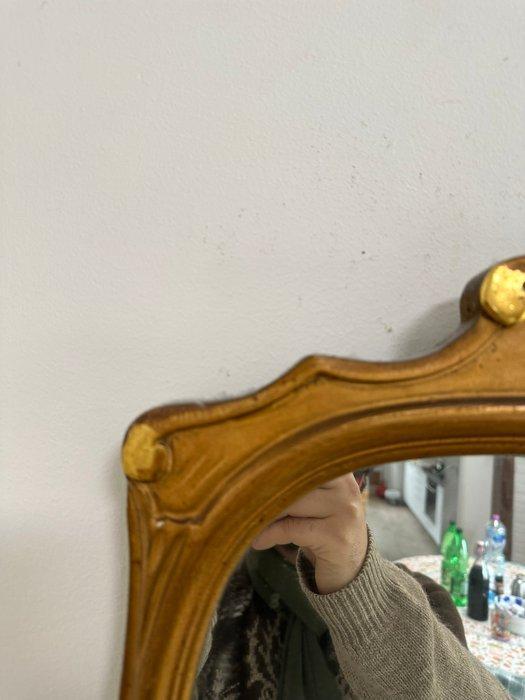 Wandspiegel - Hout - goudkleurige vintage spiegel, Antiek en Kunst, Curiosa en Brocante