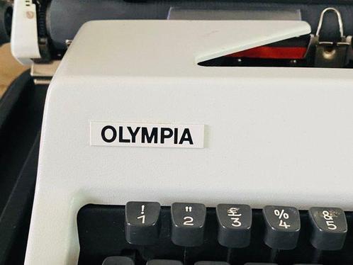 Olympia - Machine à écrire - 1960-1970, Antiek en Kunst, Kunst | Designobjecten