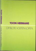 Op blote voeten lopen 9789026103834 Toon Hermans, Boeken, Gedichten en Poëzie, Verzenden, Gelezen, Toon Hermans