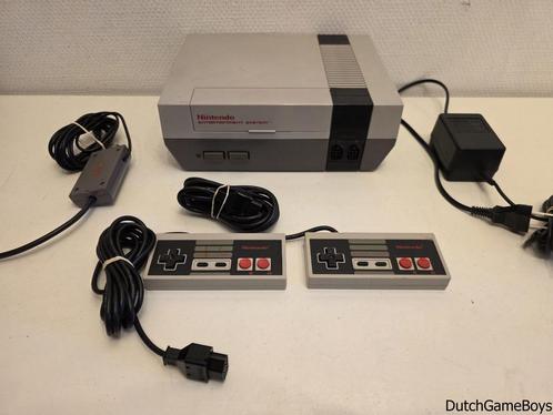 Nintendo Nes -  Console + 2 Controllers, Games en Spelcomputers, Spelcomputers | Nintendo NES, Gebruikt, Verzenden