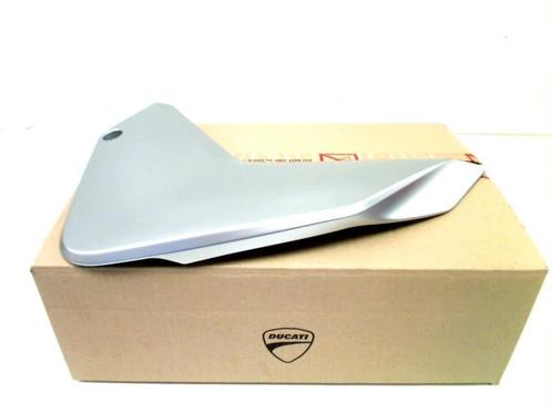 Ducati MULTISTRADA 1200 S 2013-2014 0637 RADIATOR COVER LINK, Motoren, Onderdelen | Ducati, Gebruikt, Ophalen of Verzenden