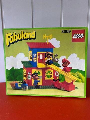 Lego Set - 3669 - Fabuland - Fire Station