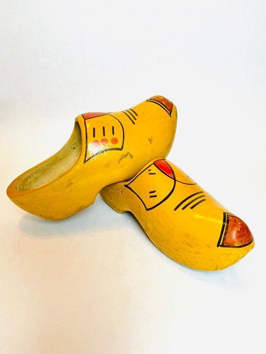 Collectie van memorabilia - Wooden shoes - Zeeuwse, Antiek en Kunst, Curiosa en Brocante